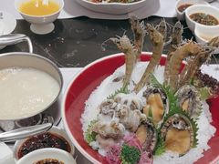 -红鼎豆捞·非遗鲍皇汤火锅(宝丰路店)