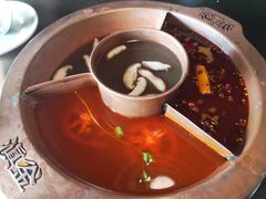-滇釜火锅·能喝汤的火锅(车公庄店)