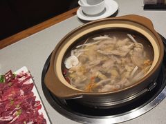 -四点金粥底火锅(沂州里店)