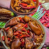 来重庆一定要吃“小破楼火锅”！便宜巨好吃！