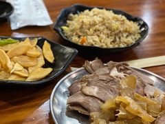 招牌牛肉炒饭-有家牛馆·回归中式牛排·传承温州味(滨江龙湖天街店)