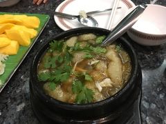 -光海鲜鱼翅餐厅(叻差拉披色路店)