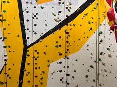 -问山MountQuest攀岩馆