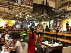 大堂-钢管厂歆瑞源油卤串串香(春熙路太古里店)