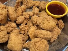 -BHC炸鸡(明洞总店)