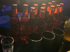 -OMO PARTY HOUSE