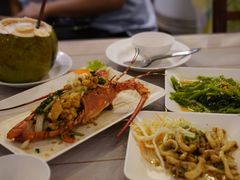 -两兄弟Song Pee Nong(2号店)