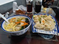 -长人馄饨铺(解放街店)