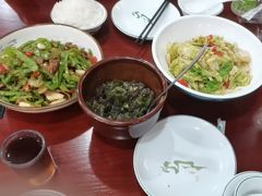 -湖南人家湘菜馆(镇江路店)