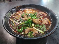 招牌肥肠面-丽影重庆小面(定西路店)