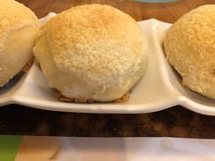 酥皮叉烧包、晶虾烧麦皇-添好运点心专门店(深水埗店)