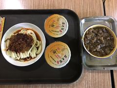 -清真盛志望麻酱酿皮·非遗老字号