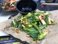 -何师烧烤·香辣蟹·川菜·30年老品牌(太古里旗舰店)