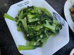 -岛中岛·海鲜大排档·万宁老字号(东澳店)