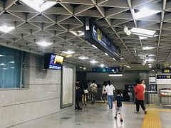 -知春路(地铁站)