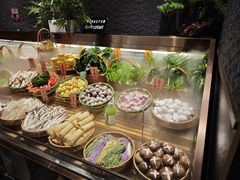 -一绪に和牛寿喜烧(罗湖益田假日店)