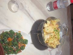 -老街烧烤大排档·地道湖北菜·龙虾馆(汉口火车站店)