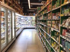 -绿叶子超市(公园大道店)
