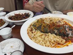 -湖南人家湘菜馆(镇江路店)