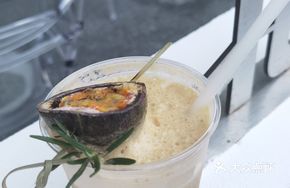 Pear Passion Fruit Drink