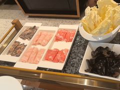 -一席地·本地鸡窝·杭帮鸡火锅(萧山银隆百货店)