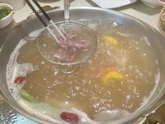 -左庭右院鲜牛肉火锅(浦江欢乐颂店)
