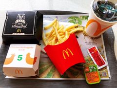-麦当劳(乳山路店)
