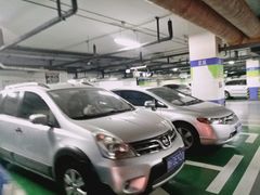 -鹏欣·水游城A区-停车场