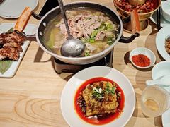 -全牛匠·乐山跷脚牛肉(新中关店)