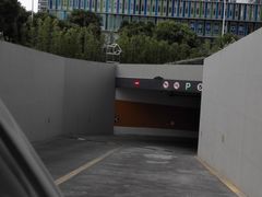 入口-上海喜玛拉雅酒店-停车场