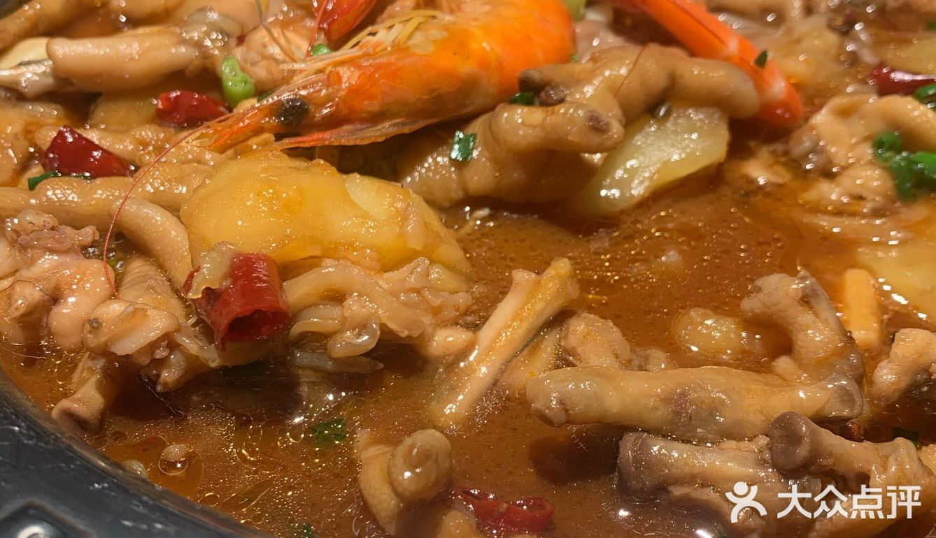 100元多一点吃双人正宗肉蟹煲