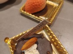 -黑金·寻焰自助百汇·烤肉·火锅(中街店)