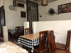 -广东粤秀餐馆(佳家花园小区店)