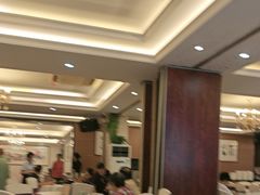-万山楼海鲜酒家·二十三年老字号