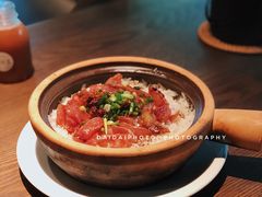 皇上皇腊味煲仔饭-啫响粤煲料理(万好大厦店)