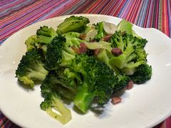 云腿西兰花-香巴拉云南餐厅(华莱坞店)