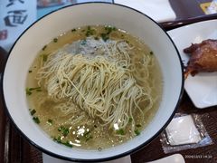 -百年老字号·观振兴蟹黄面·三虾面·苏式面(观前街富仁坊巷店)