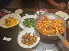 -老唐三下锅 ·张家界地标美食(溪布街店)