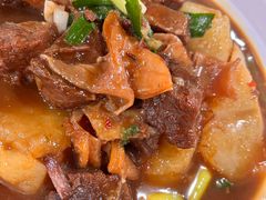 萝卜炖牛腩-南翔饭店