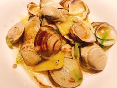 -黄泥岗·地道湖北菜(奥特莱斯店)