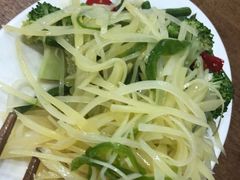 -雷祖芳老妈蹄花店
