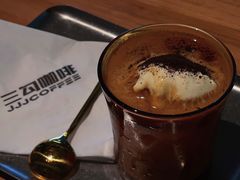 -三勾JJJ Burger&Coffee(梅溪湖店)