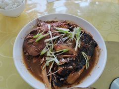 -华龙特色大骨鸡农家菜馆