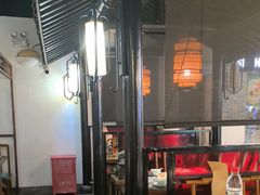 -卢大鲜鱼头捞饭(美利广场店)