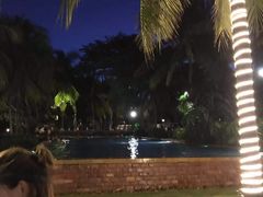 -亚龙湾喜来登·美景台大堂吧