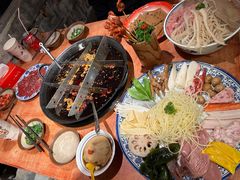 -周小明火锅(黑金冠社区店)