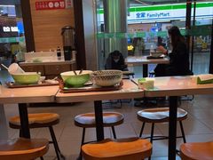 -蒙自源米线大王(东站店)