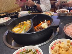 -沸炉重庆老火锅(军事博物馆店)