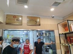 -闫家驴肉老店(华电一校店)