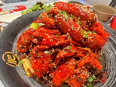 -肥肥虾庄·金牌油焖大虾(杨园滨江时代walk店)